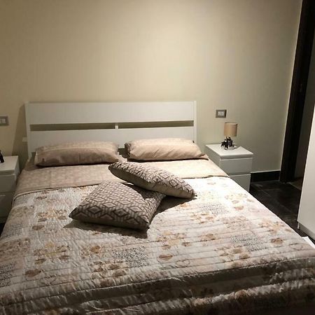 Casetta Toledo Apartment Наполи Екстериор снимка